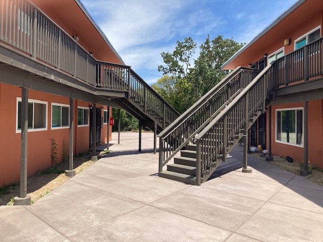 1304-1306 Leafwood Drive - 11